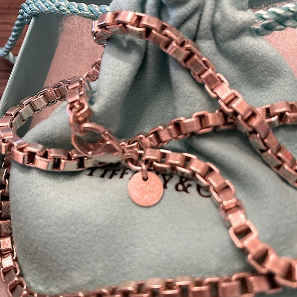 Tiffany&Co - Picture 2 of 7